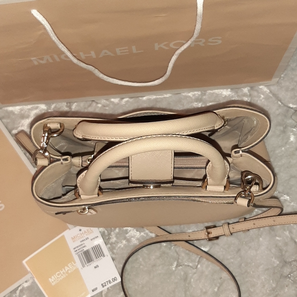 MICHAEL KORS HAILEE SAFFIANO SMALL LEATHER SATCHEL - Picture 6 of 16